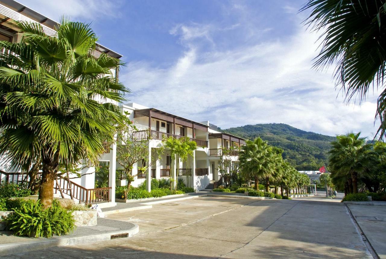 Wyndham Sea Pearl Resort, Phuket Patong Bagian luar foto Residential area