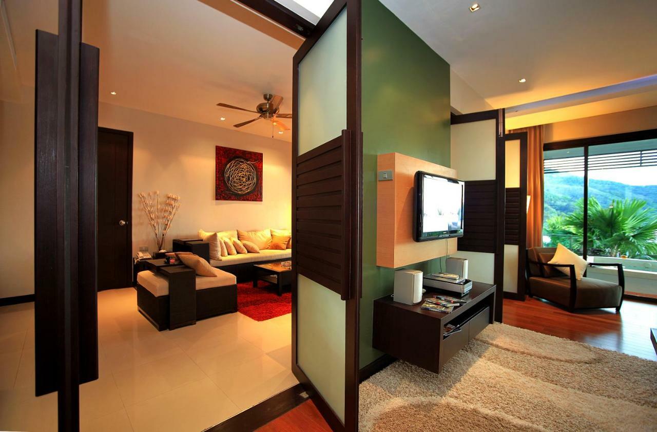 Wyndham Sea Pearl Resort, Phuket Patong Bagian luar foto Interior of a suite at the resort